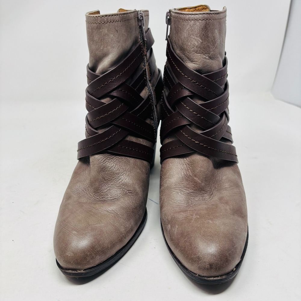 Sofft Strappy Ankle Boots Size 9.5M Taupe Leather Braided‎ Buckle Strap Heeled - Picture 2 of 14